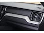 Volvo XC60 T6 Recharge AWD Black Edition | Stoelverwarming | Trekhaak | BLIS | Panoramadak | 360° Camera | H/K | Pilot Assist | Keyless