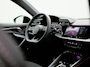 Audi A3 Sportback 40 TFSI e S edition 204 PK l Demo l Adaptive cruise control l Panoramadak l Achteruitrijcamera l Navigatie l Stoelverwarming l Apple Carplay / Android Auto l Audi virtual cockpit plus l Optiekpakket zwart plus l