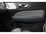 Volvo V60 T6 PLUG-IN HYBRID AWD ULTRA BRIGHT *UNIEK!* -PANO.DAK|BOWERS&WILKINS|SLATE|360°CAM|HEAD-UP DISP.|PRIVACY.GLAS|TREKHAAK|19"|SoH:98%