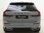 Volvo XC60 T6 350pk Ultra Black Edition / Luchtvering / Contourstoelen / Panorama dak / HUD / 360 graden camera /
