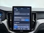 Volvo XC60 T6 350pk Ultra Black Edition / Luchtvering / Contourstoelen / Panorama dak / HUD / 360 graden camera /