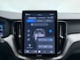Volvo XC60 T6 350pk Ultra Black Edition / Luchtvering / Contourstoelen / Panorama dak / HUD / 360 graden camera /
