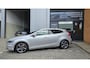 Volvo V40 1.6 T3 R-Design