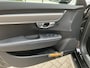 Volvo V90 2.0 D3 Momentum | LED | 18" | Org-NL | Dodehoekdetectie | Nette auto | Goed onderhouden |