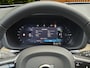 Volvo XC60 2.0 T6 Plug-in hybrid AWD Ultra Dark | Luchtvering | Trekhaak | Head-up | Pano | 360 Cam | Harman/Kardon