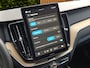 Volvo XC60 2.0 T6 Plug-in hybrid AWD Ultra Dark | Luchtvering | Trekhaak | Head-up | Pano | 360 Cam | Harman/Kardon