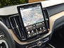 Volvo XC60 2.0 T6 Plug-in hybrid AWD Ultra Dark | Luchtvering | Trekhaak | Head-up | Pano | 360 Cam | Harman/Kardon