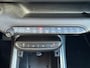 Jeep Avenger Summit 54 kWh Clima Camera Cruise Carplay PDC voor en achter Half Leder