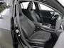 Mercedes-Benz A-klasse 180 Business Solution AMG | Panoramaschuifdak | Premium plus | Head-Up | Stoelverwarming | Achteruitrijcamera |  MULTIBEAM LED |