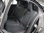 Mercedes-Benz A-klasse 180 Business Solution AMG | Panoramaschuifdak | Premium plus | Head-Up | Stoelverwarming | Achteruitrijcamera |  MULTIBEAM LED |