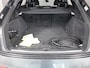 Audi E-tron 55 quattro S edition 95 kWh 408 pk | SOH 95,17% | Navigatie | Panoramadak | Parkeersensoren | Rondomzicht camera | B&O Soundsystem | Head-up display | Lederen bekleding | S-Line |