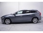 Volvo V60 2.4 D5 Twin Engine Lease Edition Momentum AWD Navigatie 17"-LMV trekhaak half lederen bekleding stuurbediening cruise-controle stoelverwarming PDC achter private glas