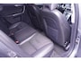 Volvo V60 2.4 D5 Twin Engine Lease Edition Momentum AWD Navigatie 17"-LMV trekhaak half lederen bekleding stuurbediening cruise-controle stoelverwarming PDC achter private glas