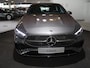 Mercedes-Benz A-klasse 180 Business Solution AMG | Panoramaschuifdak | Stoelverwarming | Achteruitrijcamera |  MULTIBEAM LED |