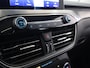 Ford Kuga 2.5 PHEV Titanium | Trekhaak | Panoramadak | Winterpakket | Head-Up | 18" Lichtmetalen Velgen | Navigatie | Parkeercamera |