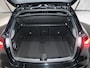 Mercedes-Benz A-klasse 180 Business Solution AMG | Panoramaschuifdak | Premium Plus | 19”AMG-velgen | Head-up display | Dodehoekassistent |