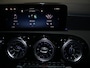 Mercedes-Benz A-klasse 180 Business Solution AMG | Panoramaschuifdak | Premium Plus | 19”AMG-velgen | Head-up display | Dodehoekassistent |