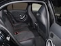 Mercedes-Benz A-klasse 180 Business Solution AMG | Panoramaschuifdak | Premium Plus | 19”AMG-velgen | Head-up display | Dodehoekassistent |