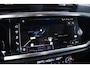 Audi RS Q3 Sportback 2.5 TFSI Panoramadak - Sportuitlaat - RS sportstoelen - Maxton - Comfortsleutel - Sonos Audio - Remzadels rood - Matrix LED - Parkeerhulp plus - Camera