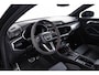 Audi RS Q3 Sportback 2.5 TFSI Panoramadak - Sportuitlaat - RS sportstoelen - Maxton - Comfortsleutel - Sonos Audio - Remzadels rood - Matrix LED - Parkeerhulp plus - Camera