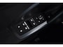 Audi RS Q3 Sportback 2.5 TFSI Panoramadak - Sportuitlaat - RS sportstoelen - Maxton - Comfortsleutel - Sonos Audio - Remzadels rood - Matrix LED - Parkeerhulp plus - Camera
