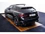 Audi RS Q3 Sportback 2.5 TFSI Panoramadak - Sportuitlaat - RS sportstoelen - Maxton - Comfortsleutel - Sonos Audio - Remzadels rood - Matrix LED - Parkeerhulp plus - Camera