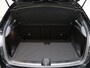 Mercedes-Benz A-klasse 180 Business Solution AMG | Panoramaschuifdak | Stoelverwarming | Achteruitrijcamera |  MULTIBEAM LED |