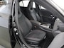 Mercedes-Benz A-klasse 180 Business Solution AMG | Panoramaschuifdak | Premium plus | Head-Up | Stoelverwarming | Achteruitrijcamera |  MULTIBEAM LED |