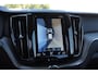 Volvo XC60 T6 350PK Automaat Recharge Inscription / Trekhaak / 360 camera / Leder dashboard  / Head-up display / Harman Kardon audio/ BLIS/ Elektrischbedienbare stoelen met geheugen / Panoramadak/ Adaptive cruise control/ Pilot assist/ Apple Carplay/ Android auto/