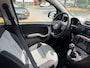 Fiat Panda 1.2 Lounge, digitale clima/ airco, elec pakket, stuur bediening, pdc, nwe apk 30.590 km n.a.p "rijklaarprijs"