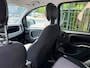 Fiat Panda 1.2 Lounge, digitale clima/ airco, elec pakket, stuur bediening, pdc, nwe apk 30.590 km n.a.p "rijklaarprijs"
