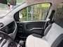 Fiat Panda 1.2 Lounge, digitale clima/ airco, elec pakket, stuur bediening, pdc, nwe apk 30.590 km n.a.p "rijklaarprijs"