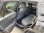 Toyota Corolla Cross Hybrid 140 Style Dodehoekdetectie, Parkeersensoren voor + achter, Navigatie, Smart Key, Privacy glass, Elek. achterklep, NL-auto, BTW-auto