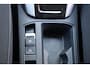 Volkswagen T-Roc 1.0 TSI 110pk Life | Navigatie | Adaptive Cruise | Achteruitrijcamera