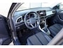 Volkswagen T-Roc 1.0 TSI 110pk Life | Navigatie | Adaptive Cruise | Achteruitrijcamera