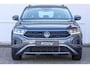 Volkswagen T-Roc 1.0 TSI 110pk Life | Navigatie | Adaptive Cruise | Achteruitrijcamera