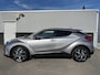 Toyota C-HR / C-HR+ 1.8 Hybrid Style Trekhaak, Navigatie, Dodehoekdetectie, Stoelverwarming, LMV, Parkeersensoren voor + achter, Smart Key, Nieuw geleverd en dealeronderhouden