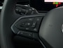 Volkswagen T-Roc R-Line First Edition | 'App-Connect' draadloze smartphone integratie | 30,5 cm display met 2D en 3D weergave | Automatische afstandsregeling (Adaptive Cruise Control)
