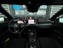 Volkswagen T-Roc R-Line First Edition | 'App-Connect' draadloze smartphone integratie | 30,5 cm display met 2D en 3D weergave | Automatische afstandsregeling (Adaptive Cruise Control)