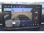 Volkswagen T-Roc R-Line First Edition | 'App-Connect' draadloze smartphone integratie | 30,5 cm display met 2D en 3D weergave | Automatische afstandsregeling (Adaptive Cruise Control)
