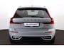 Volvo XC60 T6 Recharge AWD Plus Black Edition - Panorama/schuifdak - IntelliSafe Assist & Surround - 360º Camera - Harman/Kardon audio - Verwarmde voorstoelen, stuur & achterbank - Parkeersensoren voor & achter - Elektr. bedienb. voorstoelen met geheugen - Head up display - Draadloze tel. lader - Extra getint glas - 21' LMV - Trekhaak