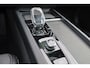 Volvo XC60 T6 Recharge AWD Plus Black Edition - Panorama/schuifdak - IntelliSafe Assist & Surround - 360º Camera - Harman/Kardon audio - Verwarmde voorstoelen, stuur & achterbank - Parkeersensoren voor & achter - Elektr. bedienb. voorstoelen met geheugen - Head up display - Draadloze tel. lader - Extra getint glas - 21' LMV - Trekhaak