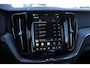 Volvo XC60 T8 455PK Automaat AWD Polestar Engineered / Google infotaiment / Adaptieve cruise control / BLIS/ Panoramamisch schuif-kanteldak / Stoel- en stuurwielverwarming / Apple Carplay / Head-up display / Gelamineerde ramen / 22"Velgen / Harman Kardon audio /