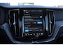 Volvo XC60 T8 455PK Automaat AWD Polestar Engineered / Google infotaiment / Adaptieve cruise control / BLIS/ Panoramamisch schuif-kanteldak / Stoel- en stuurwielverwarming / Apple Carplay / Head-up display / Gelamineerde ramen / 22"Velgen / Harman Kardon audio /
