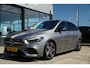 Mercedes-Benz B-klasse 200 Business Solution AMG | PANO | massage | trekhaak | sfeer | elct stoelen
