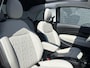 Fiat 500e Cabrio La Prima 42 kWh | SOH 91%| 1e Eigenaar | Dealeronderhouden | Adaptieve Cruise Control | Lane Assist | Stoelverwarming | Navigatie | DAB | Apple Carplay | Parkeersensoren Voor & Achter | Parkeercamera