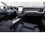 Volvo XC60 2.0 T6 Plug-in hybrid AWD Plus Dark | PHEV | Facelift | 360 Graden Camera | Head-up Display | Panoramadak | Trekhaak | Keyless Entry | Elektrische Achterklep | Stoelverwarming voor en achter | Navigatie Google Maps | Apple Carplay | Android Auto