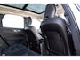 Volvo XC60 2.0 T6 Plug-in hybrid AWD Plus Dark | PHEV | Facelift | 360 Graden Camera | Head-up Display | Panoramadak | Trekhaak | Keyless Entry | Elektrische Achterklep | Stoelverwarming voor en achter | Navigatie Google Maps | Apple Carplay | Android Auto