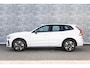 Volvo XC60 2.0 T6 Plug-in hybrid AWD Plus Dark | PHEV | Facelift | 360 Graden Camera | Head-up Display | Panoramadak | Trekhaak | Keyless Entry | Elektrische Achterklep | Stoelverwarming voor en achter | Navigatie Google Maps | Apple Carplay | Android Auto