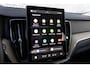 Volvo XC60 2.0 T6 Plug-in hybrid AWD Plus Dark | PHEV | Facelift | 360 Graden Camera | Head-up Display | Panoramadak | Trekhaak | Keyless Entry | Elektrische Achterklep | Stoelverwarming voor en achter | Navigatie Google Maps | Apple Carplay | Android Auto